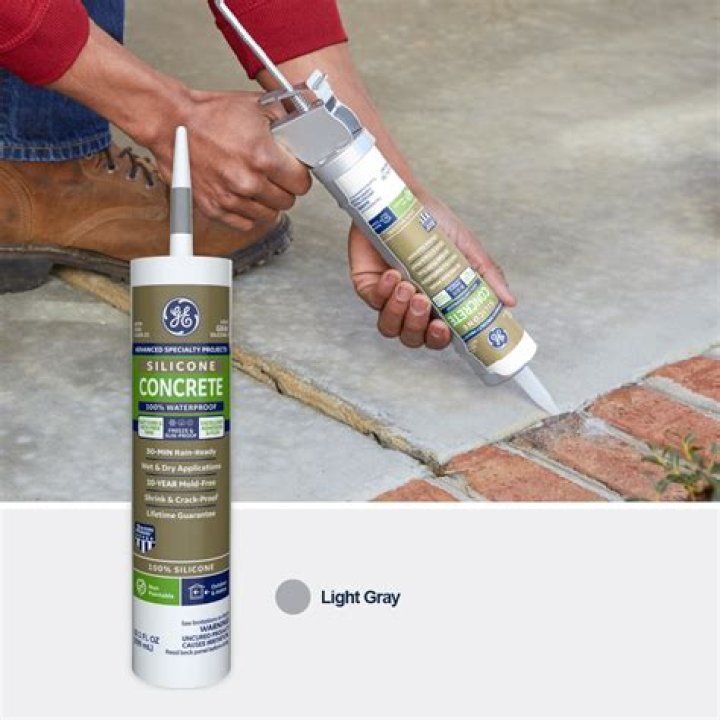 How long does it take for concrete sealer smell to go away?