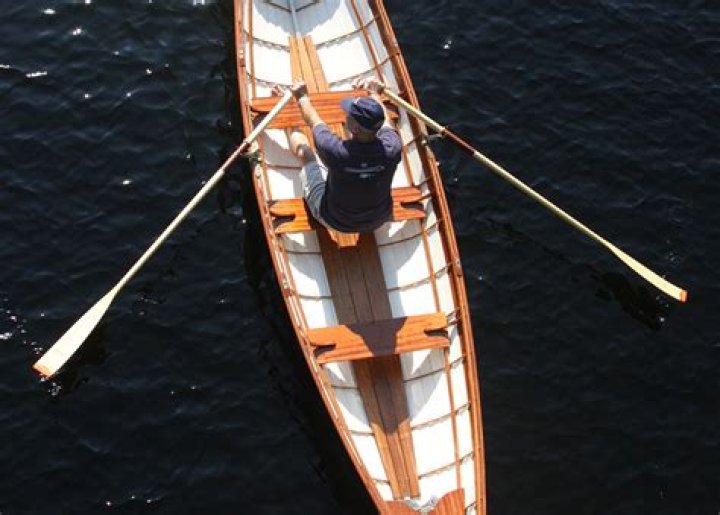How long is a sculling boat?