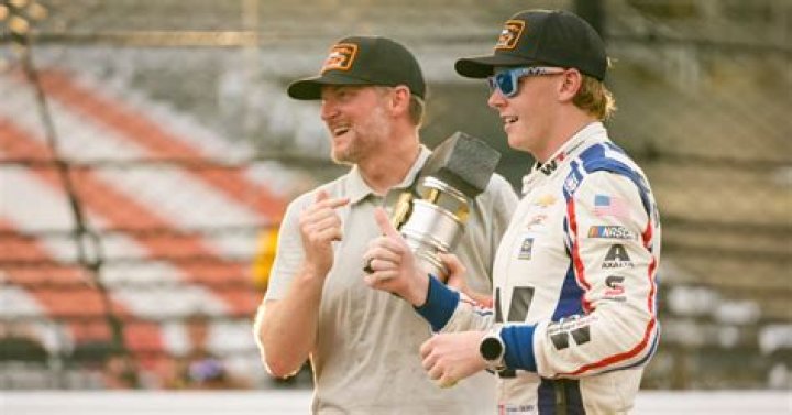 How many championships did Dale Earnhardt Jr win?
