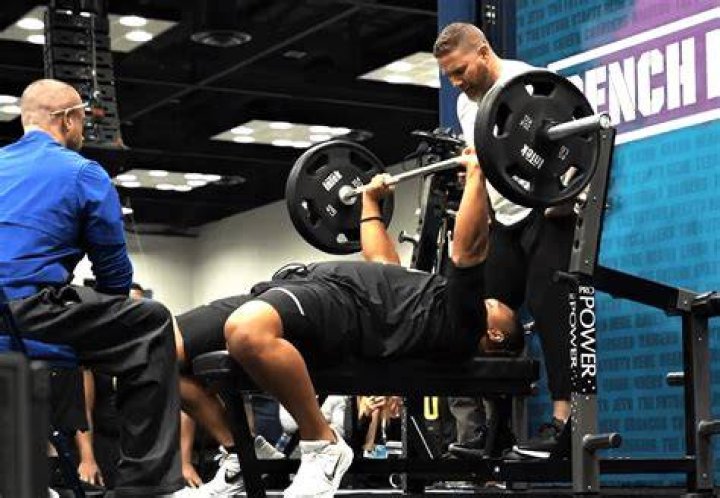 How many days a week do NFL players lift weights?