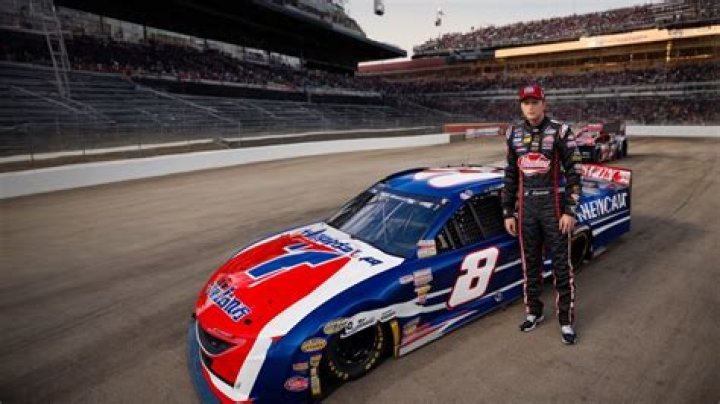 How many NASCAR drivers have died?