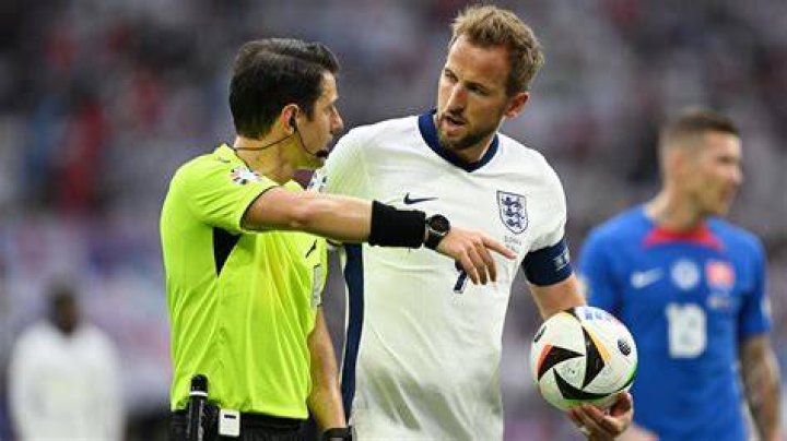 How many referees in England?