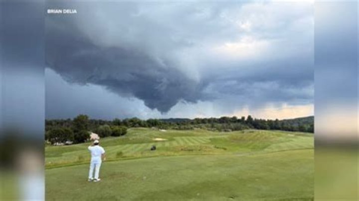 How many times was golfer Lee Trevino struck by lightning?