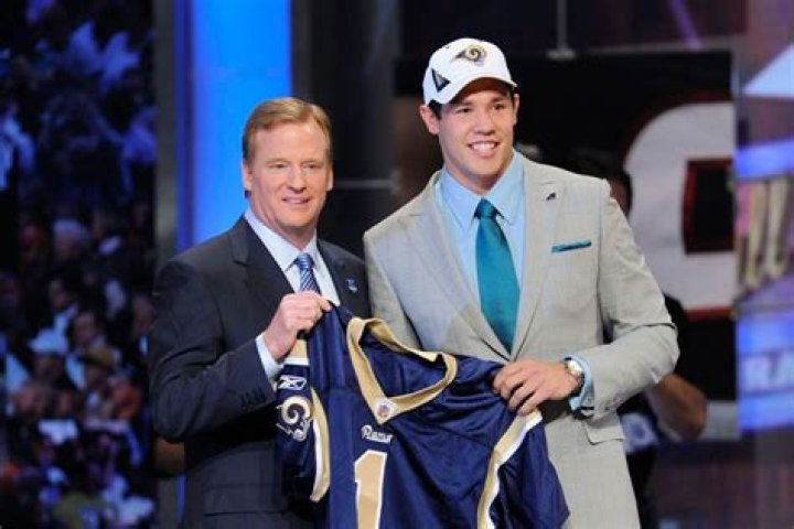 How much do NFL draft picks get paid?
