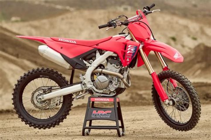 How much horsepower does a 250 dirt bike have?