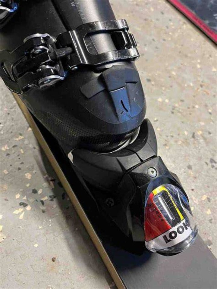 Is 100mm underfoot enough for powder?