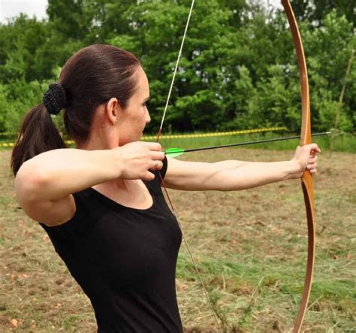 Is a longbow good for beginners?