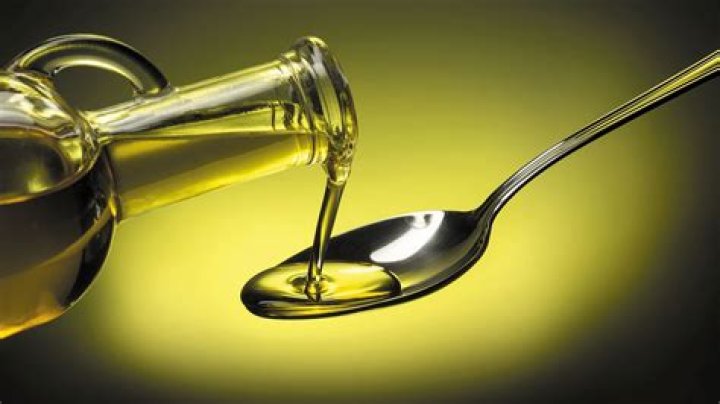 Is a tablespoon of olive oil a day good for you?