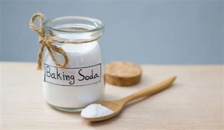 Is baking soda a natural antibiotic?
