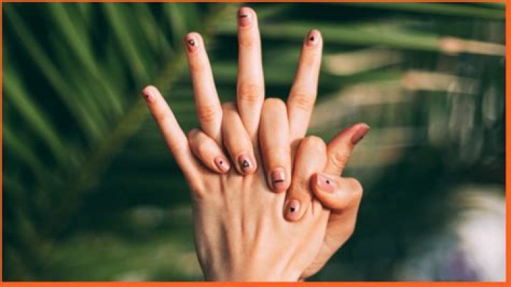 Is becoming ambidextrous harmful?
