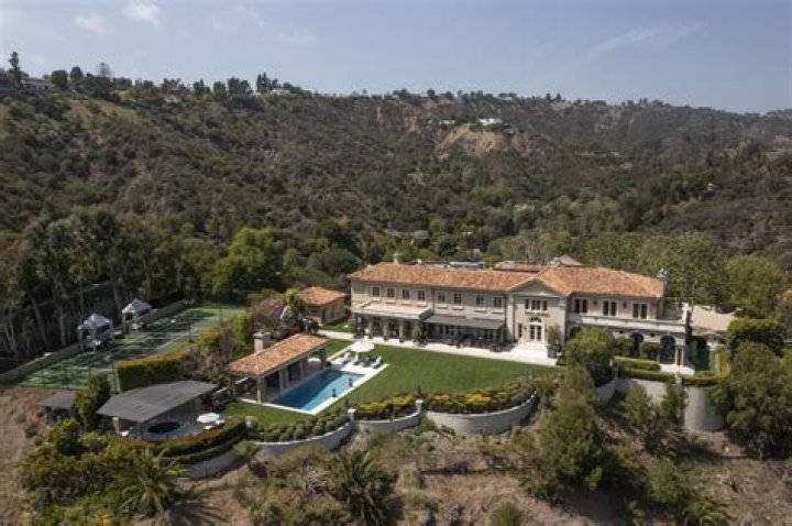 Is Bel-Air gated?