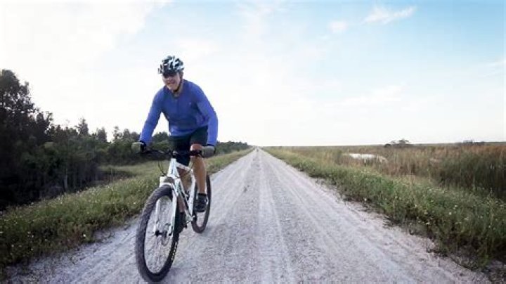 Is biking good for abs?