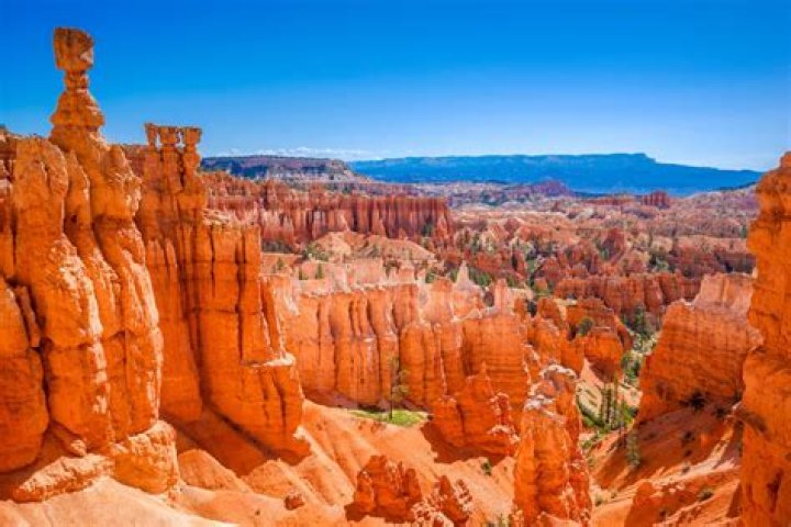 Is Bryce Canyon worth visiting?