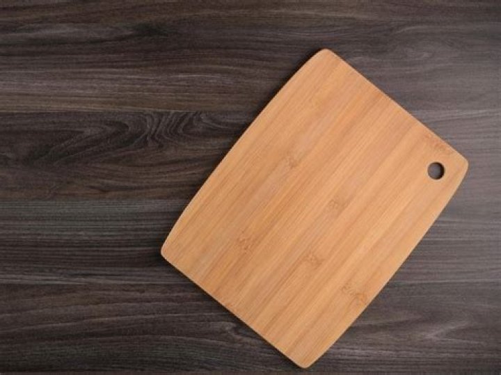 Is hickory wood good for cutting boards?