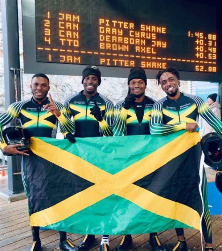 Is it better to be heavier in bobsled?