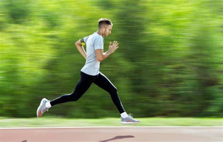 Is it better to run for time or distance?