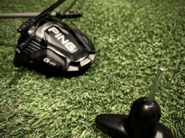 Is it easier to hit a shorter driver?