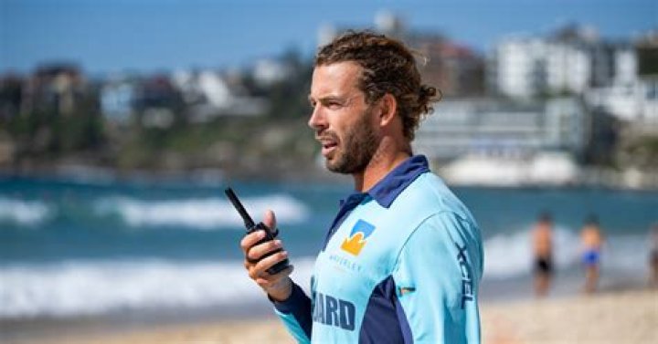 Is Jesse from Bondi Rescue a bra boy?