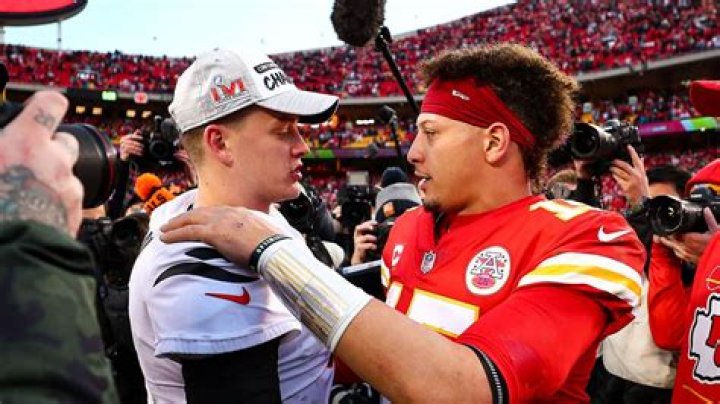 Is Joe Burrow older than Patrick Mahomes?