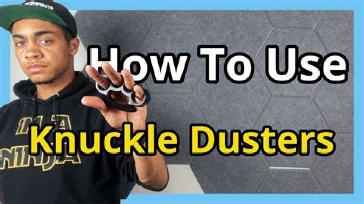 Is knuckle duster illegal UK?