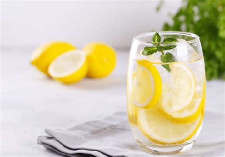 Is lemon water good for urine infection?