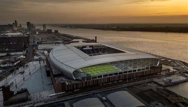 Is Liverpool or Everton the Catholic Club?