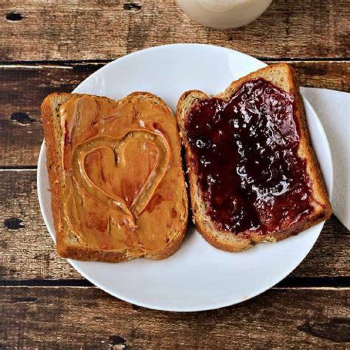Is peanut butter and jelly good for heartburn?