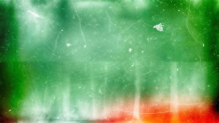 Is port Red or Green?