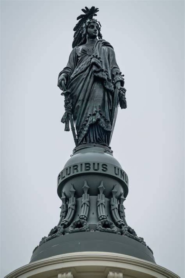 Is there a statue of Usain Bolt in Moscow?