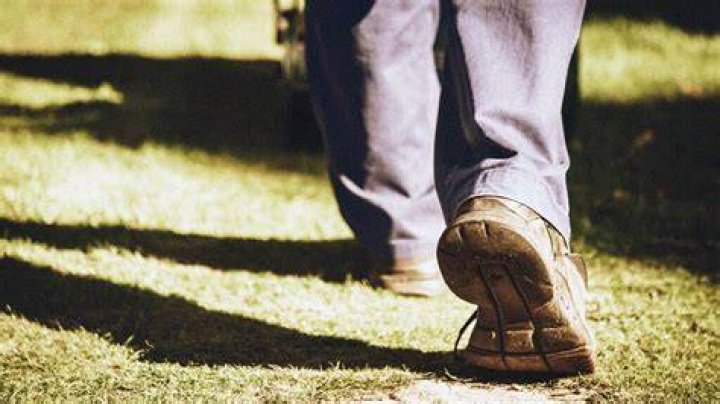 Is walking good for arthritis in the feet?