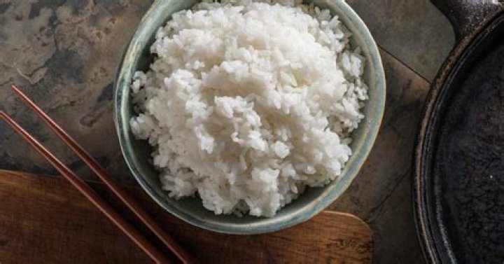 Is white rice OK for birds?