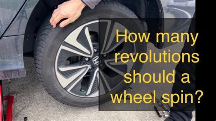 Should a flywheel spin freely?