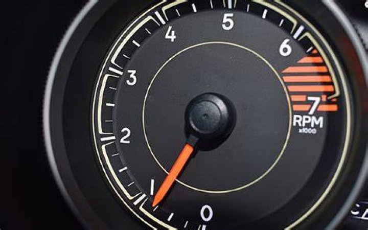 Should my rpm be at 1 when parked?