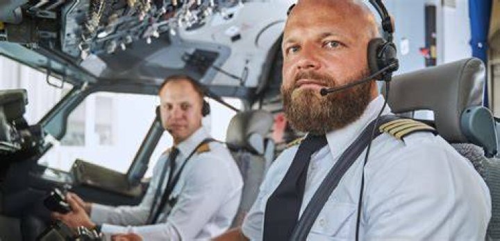 What age do most pilots retire?