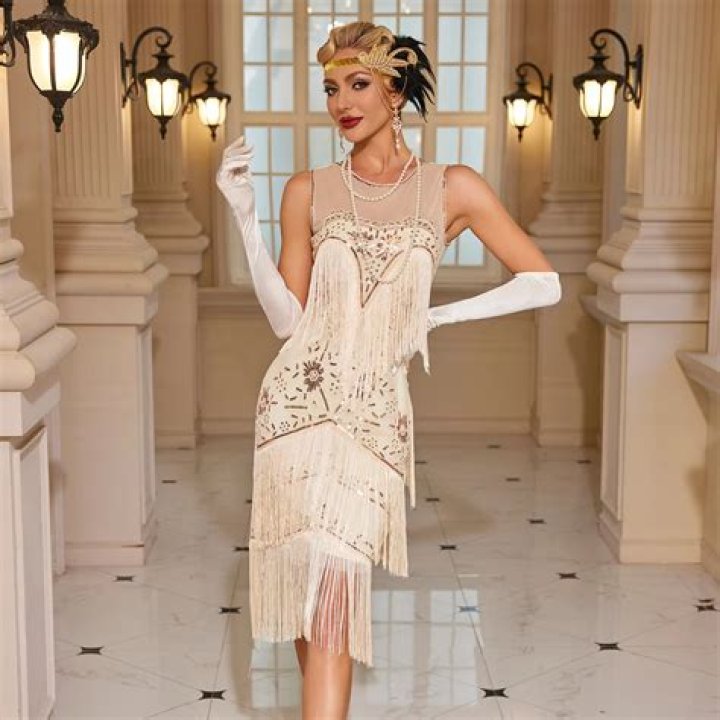 What are 1920 dresses called?