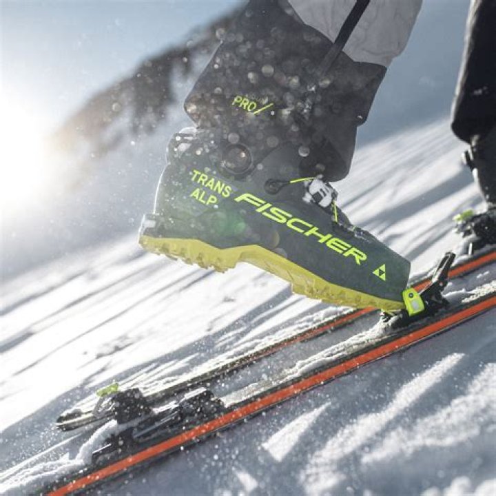 What are the types of touring bindings?