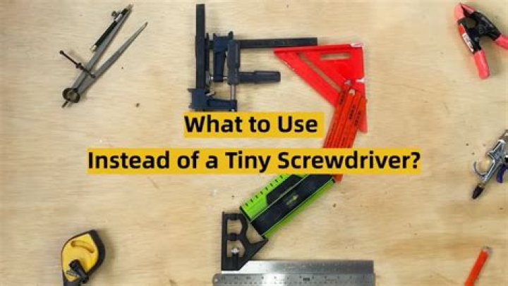 What can I use instead of a square screwdriver?
