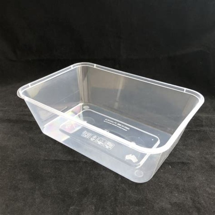 What can you do with plastic takeaway boxes?