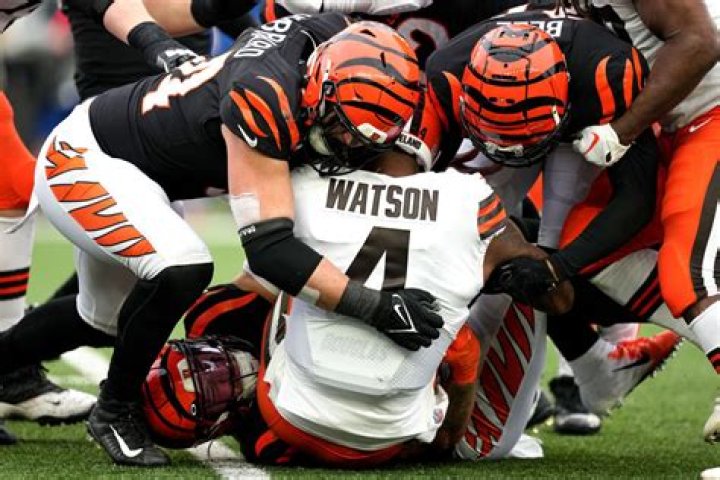What Cleveland gave up for Deshaun Watson?