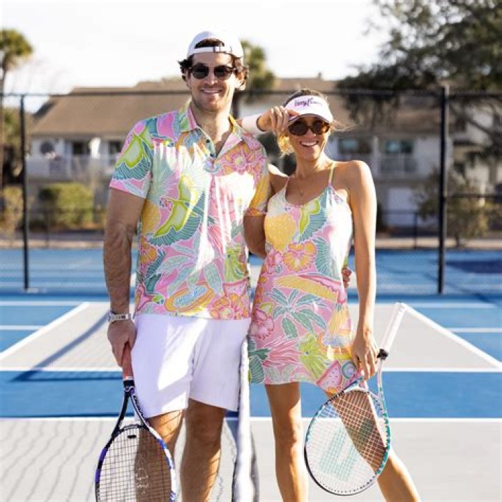 What clothing and shoes are recommended for pickleball?