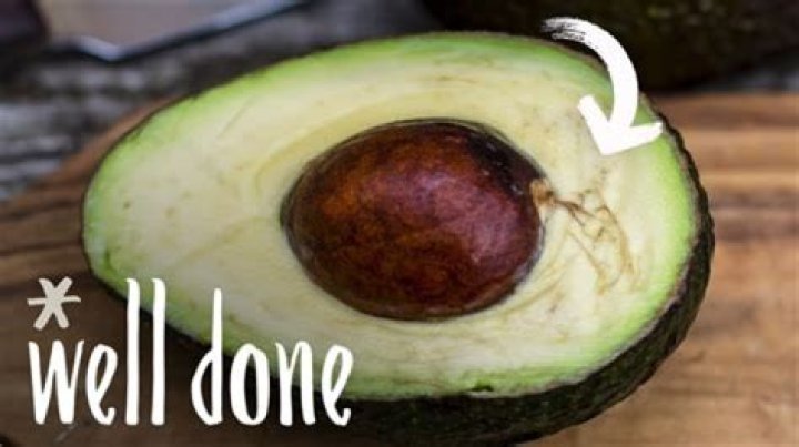 What do Jamaicans call avocados?