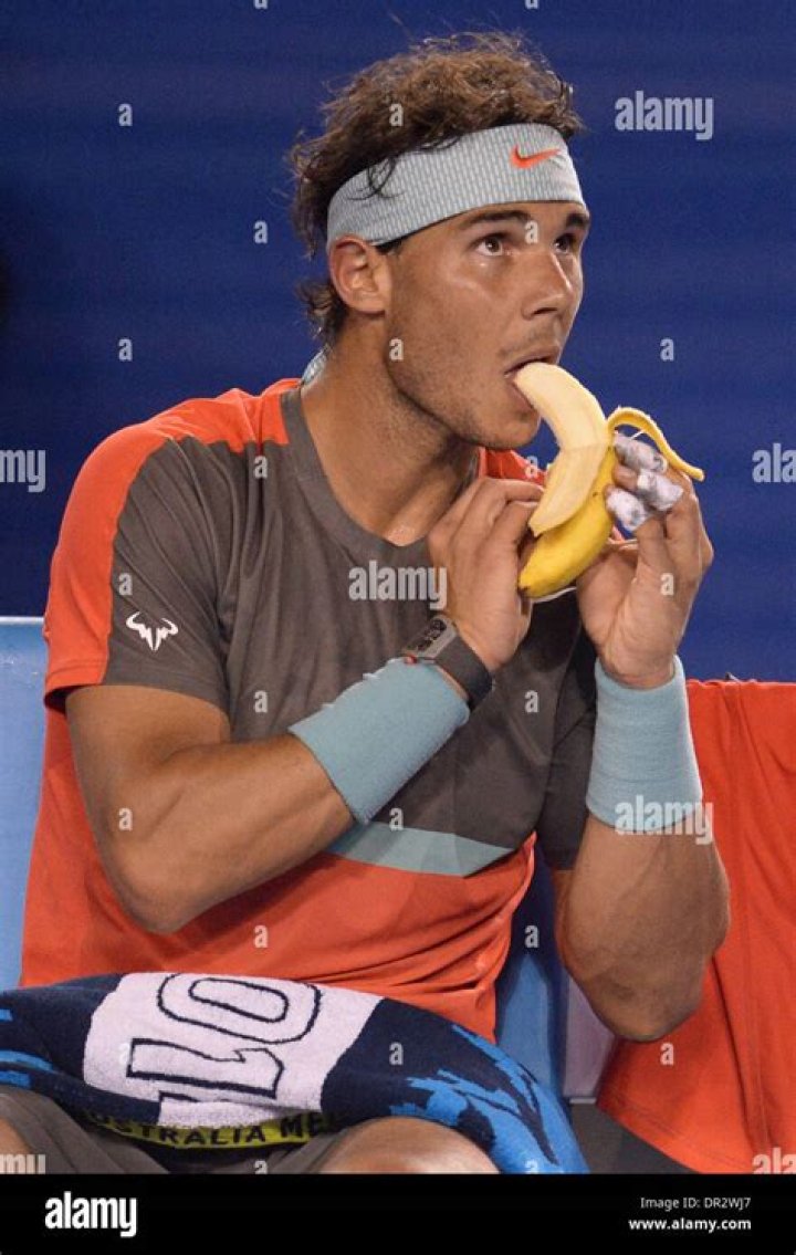 What does Nadal eat during a match?