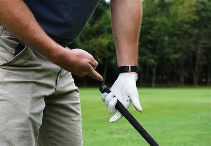What does the S stand for on a golf club?