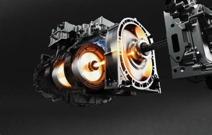 What engine is in Club Car?