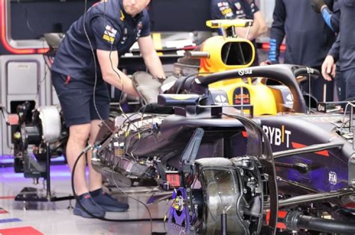 What engine is Red Bull F1 using in 2022?