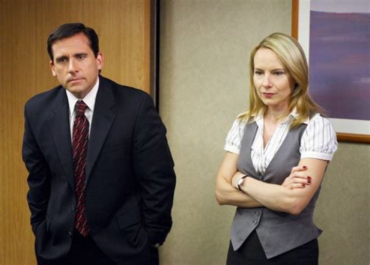What happened to Holly on The Office?