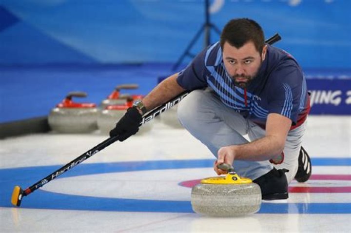 What happens if curling is a draw?