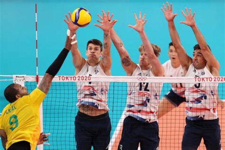 What is a 33 in volleyball?