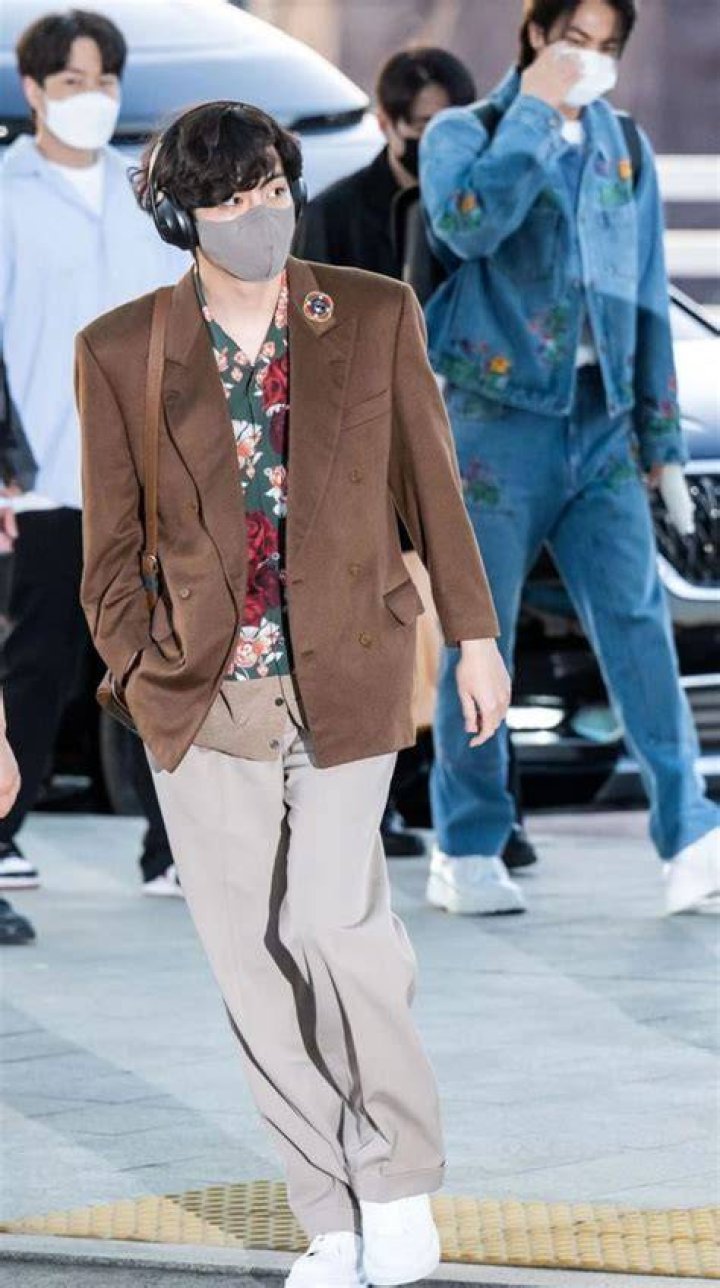 What is Kim Taehyung fashion?