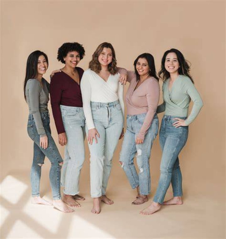 What is petite body shape?